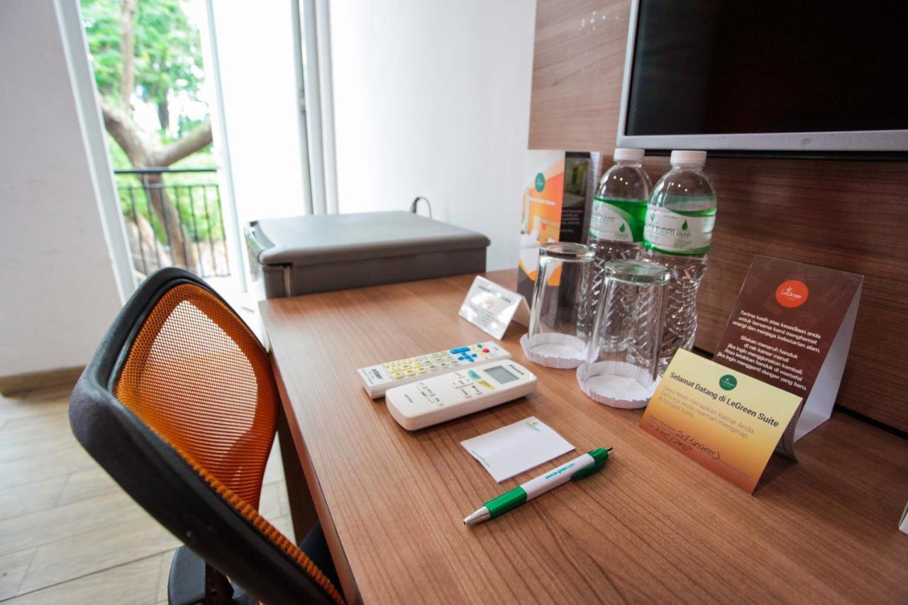 Legreen Suite Kuningan Jakarta Exteriör bild