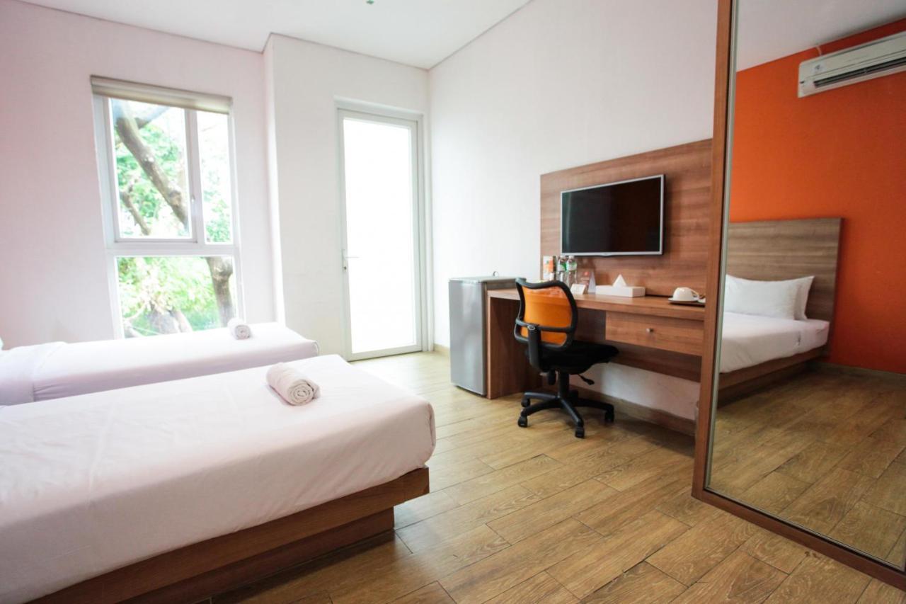 Legreen Suite Kuningan Jakarta Exteriör bild